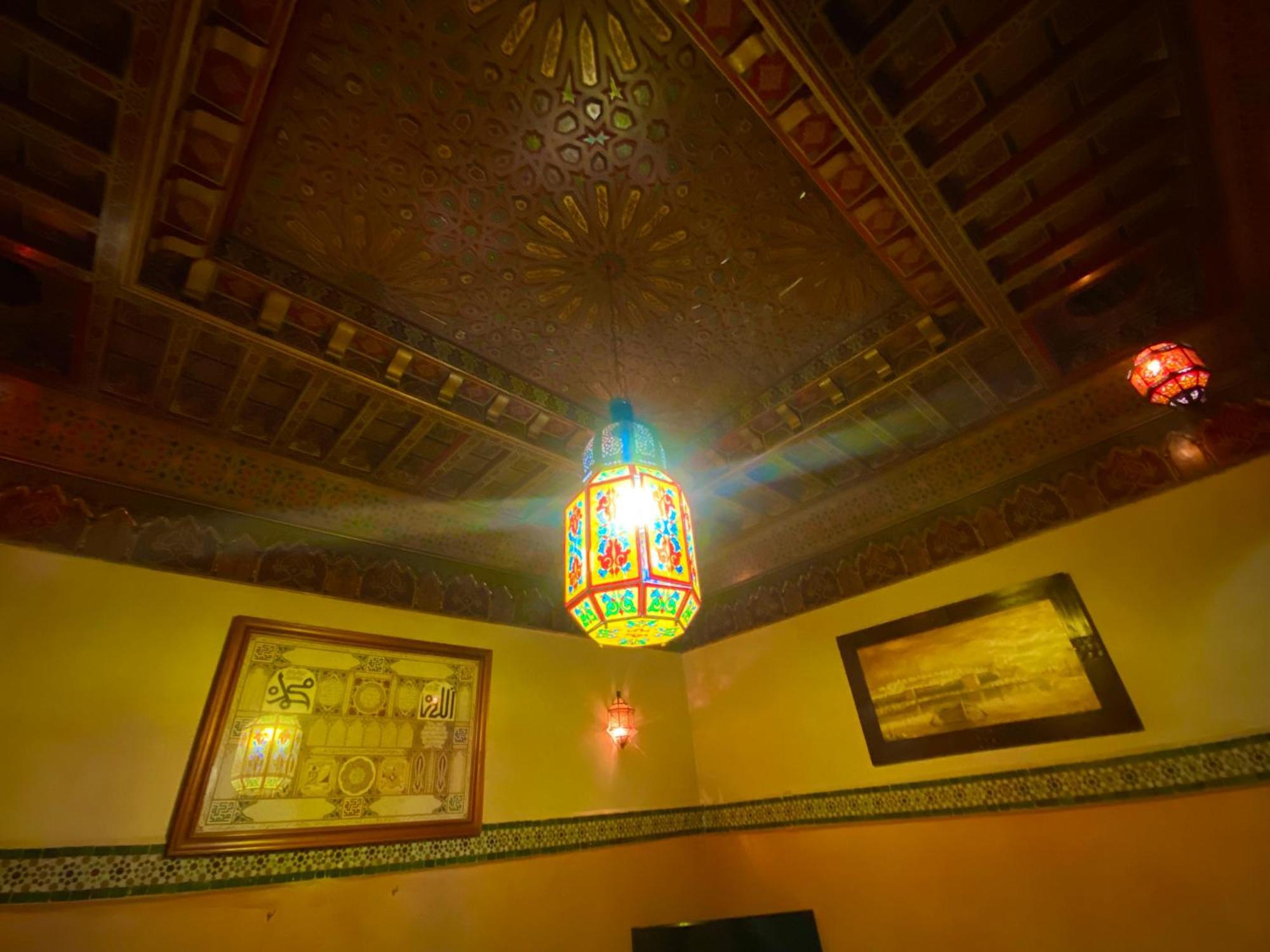 Riad Nezha Avec Jacuzzi Et 3 Piscines Au Coeur De Marrakesz Zewnętrze zdjęcie